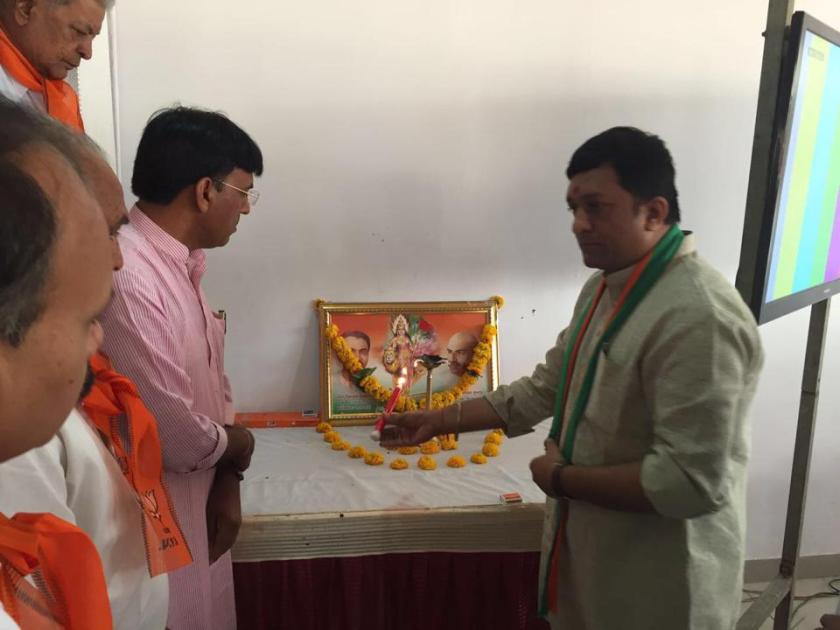 12990896_1267152776647251_6971490054636335120_n