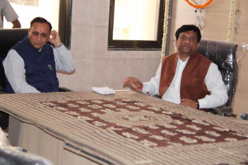 17264917_1658111487551376_1669138383953952947_n (1)